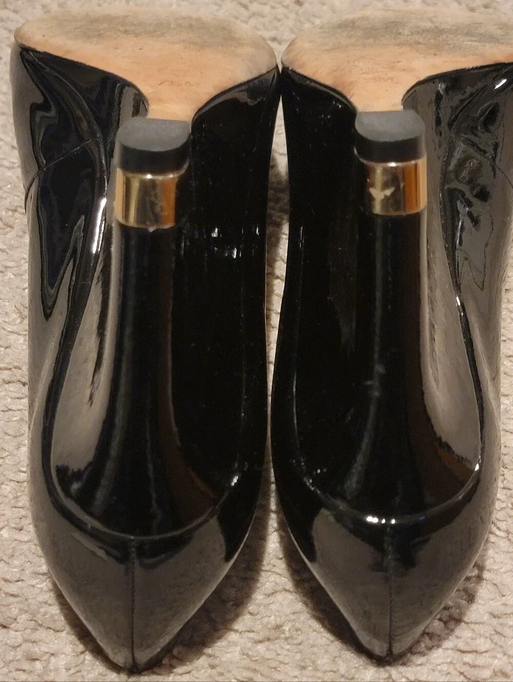 Tory Burch Astoria Black Patent Leather Wedge Heels Size 7.5